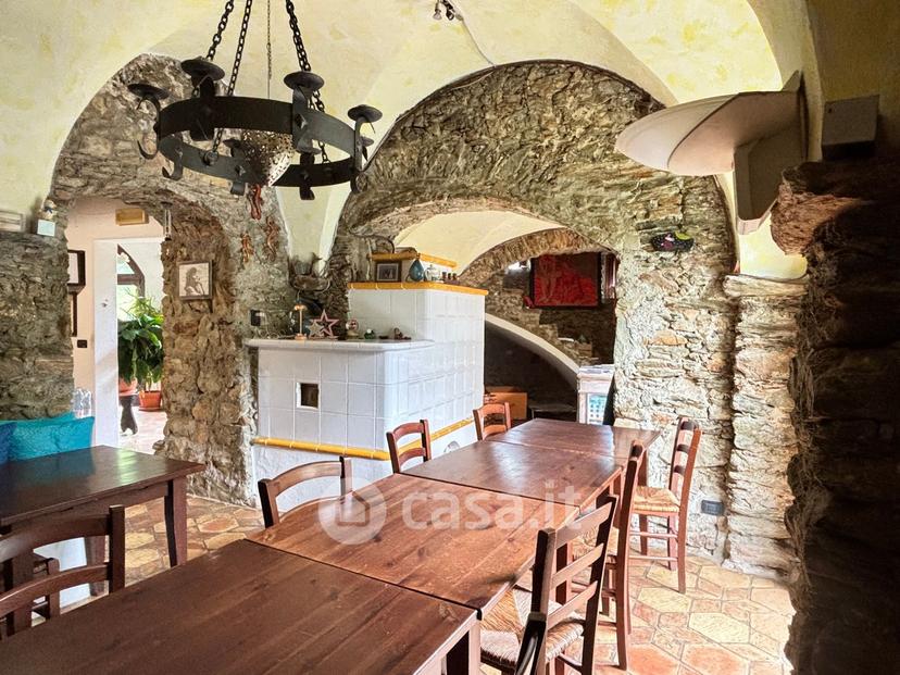 Villa in Via Finale 22 — foto 48 di 89
