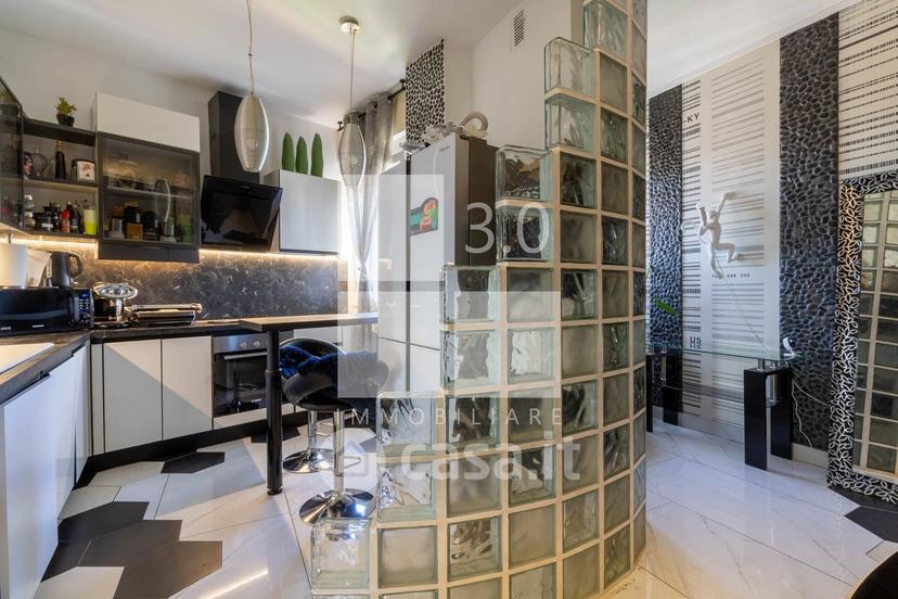 Appartamento in Viale Orleans 4 — foto 9 di 38