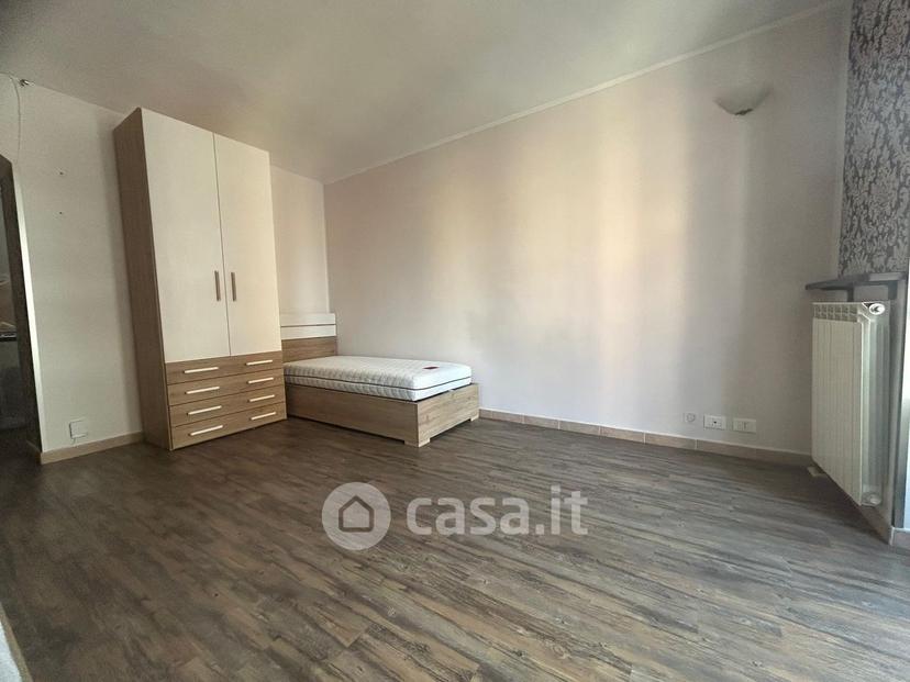 Stanza in Via Caprera 21