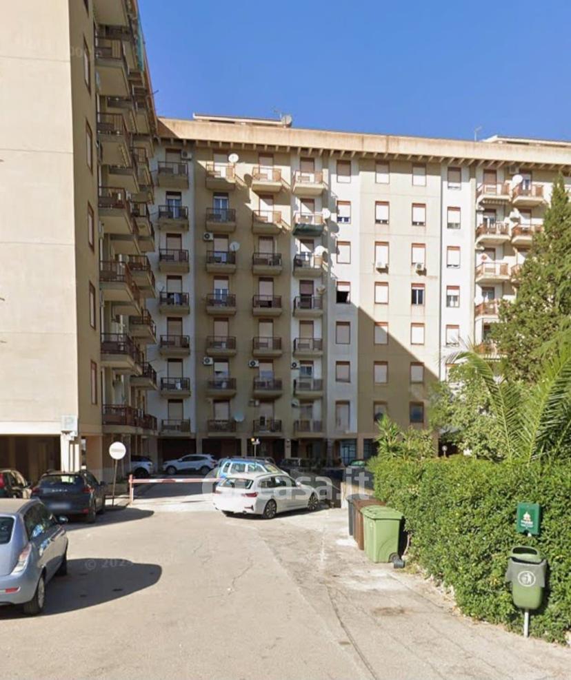 Trilocale in Via Leonida Bissolati 27 — foto 2 di 16