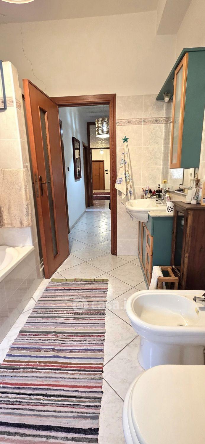 Trilocale in Via G. di Vittorio 16 — foto 6 di 23