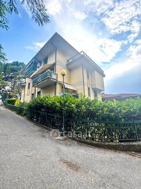 Quadrilocale in Via Enrico Toti 17 — foto 2 di 21