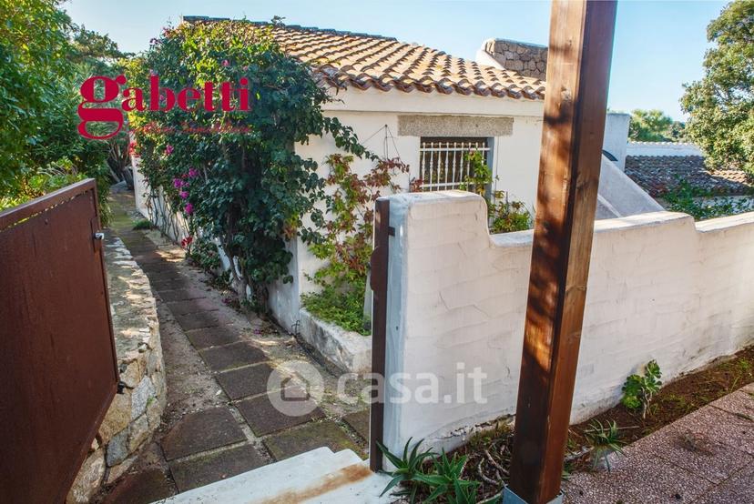 Villa in Via delle Costellazioni 20 — foto 39 di 50