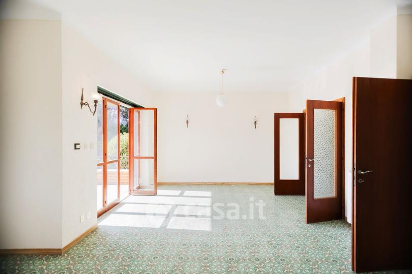 Villa in Via delle Margherite 3 — foto 13 di 27