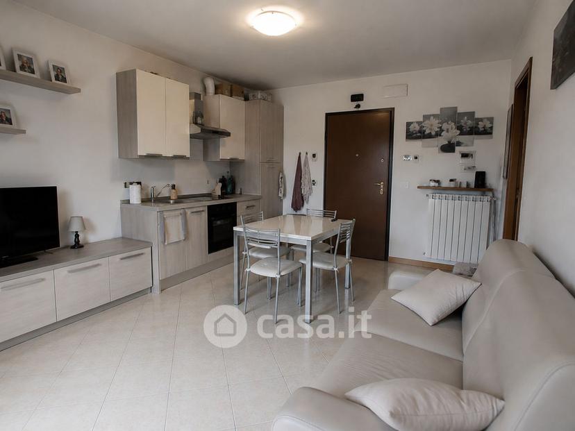 Bilocale in Via Felice Cavallotti — foto 2 di 4