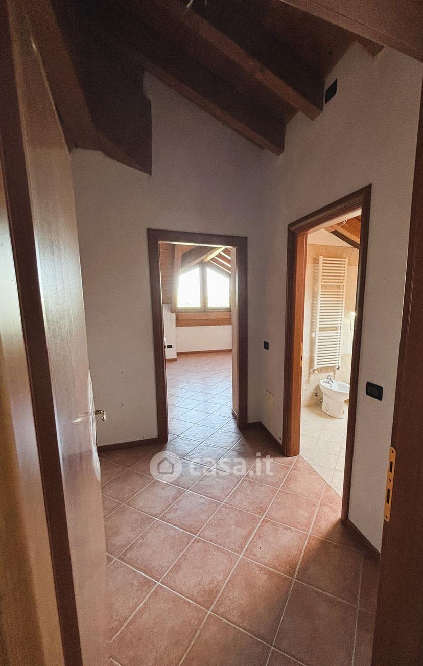 Bilocale in Via Lambro 8 — foto 12 di 17