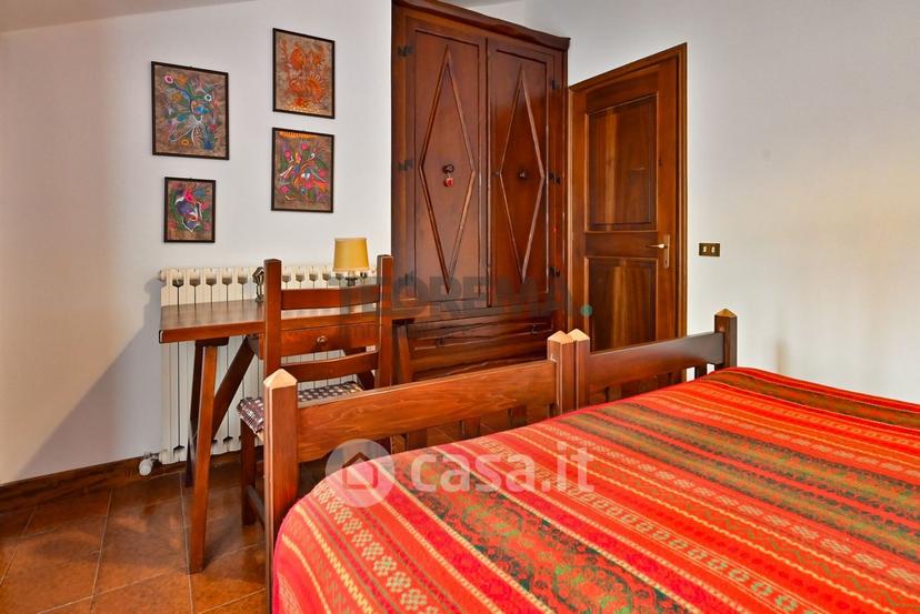 Villa in Viale Belvedere 14 — foto 10 di 77