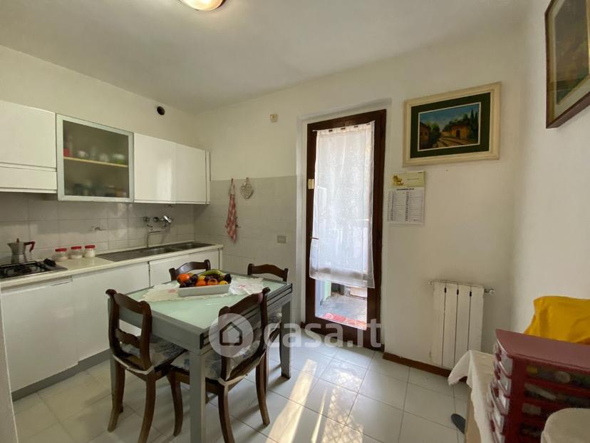 Villa in Via Sandro Pertini — foto 14 di 37