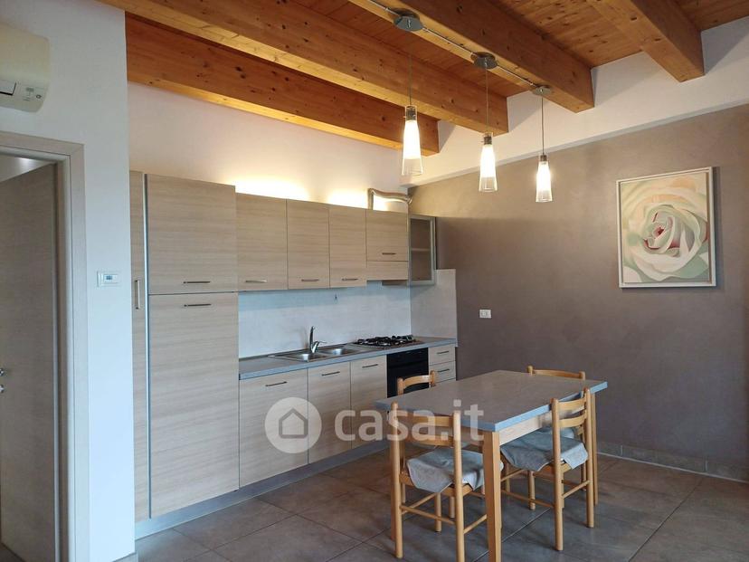 Trilocale in Via B. Croce — foto 6 di 8