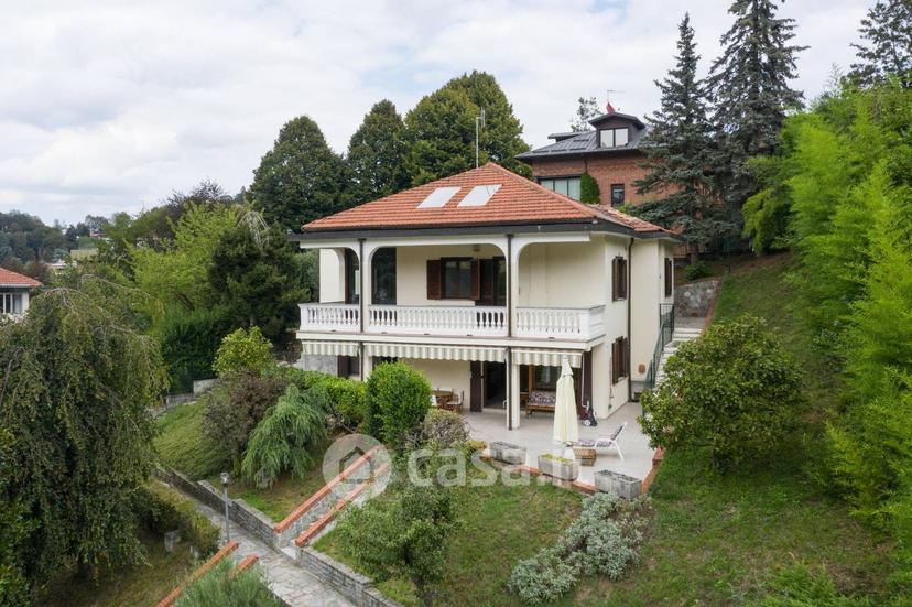 Villa in Strada Val Salice 31 — foto 3 di 34