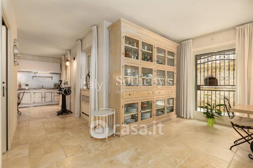 Villa in Via dello Scoiattolo — foto 21 di 34