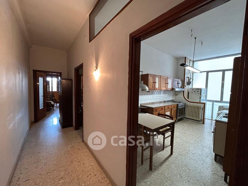 Appartamento in Via Imperatore Adriano — foto 24 di 39