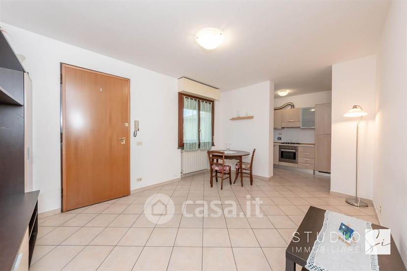 Trilocale in Via Fratelli Rosselli — foto 25 di 26