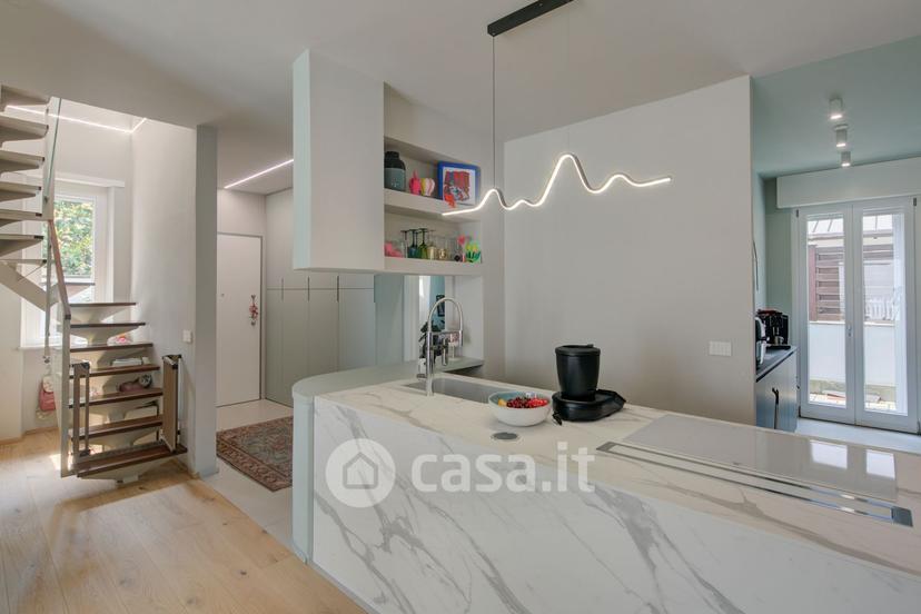 Villa in Via Massimo d'Azeglio 9 — foto 15 di 41