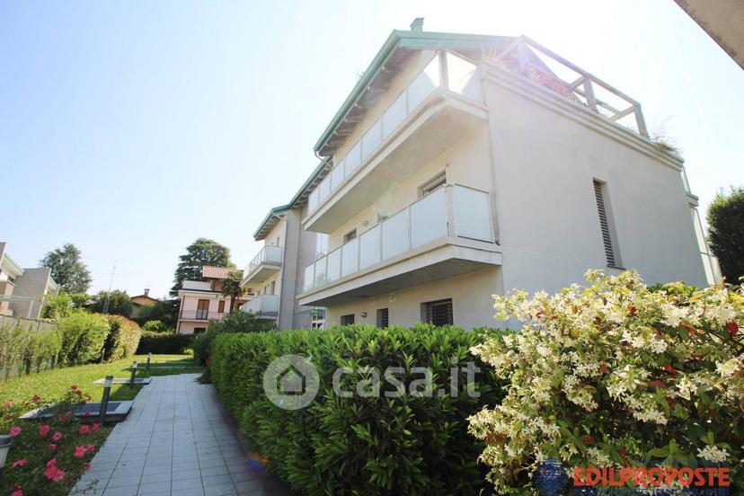 Trilocale in Via Pietro Maroncelli 26 — foto 16 di 31