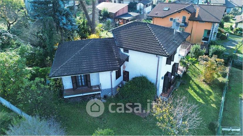 Villa in Via della Vigna 32 — foto 19 di 25