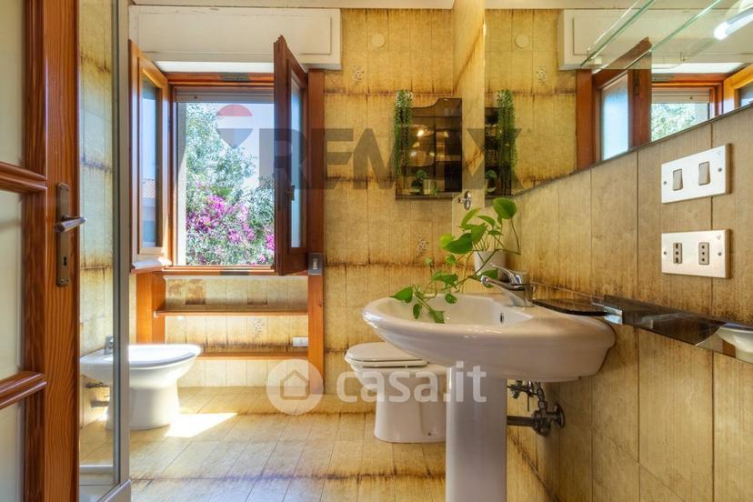 Villa in Via Bartolomeo Colleoni 10 — foto 41 di 46