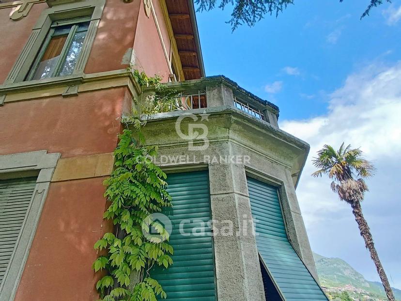 Villa in Via San Maurizio 65