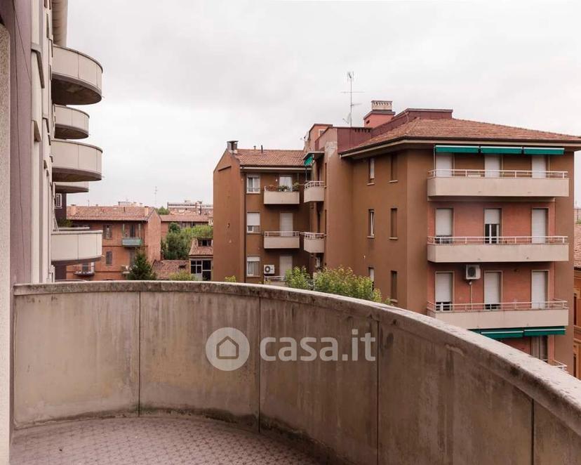 Stanza in Viale Giovanni Vicini 20 — foto 9 di 43