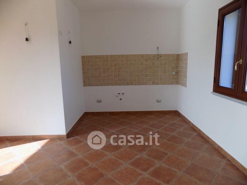 Trilocale in Via Lombardia — foto 8 di 19