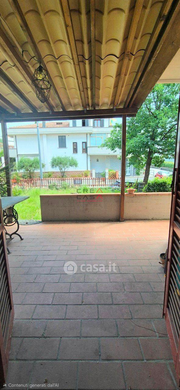 Villa in Via Eugenio Montale — foto 5 di 17