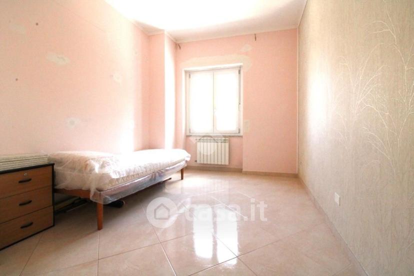 Trilocale in Via Nicola Scarano — foto 8 di 18