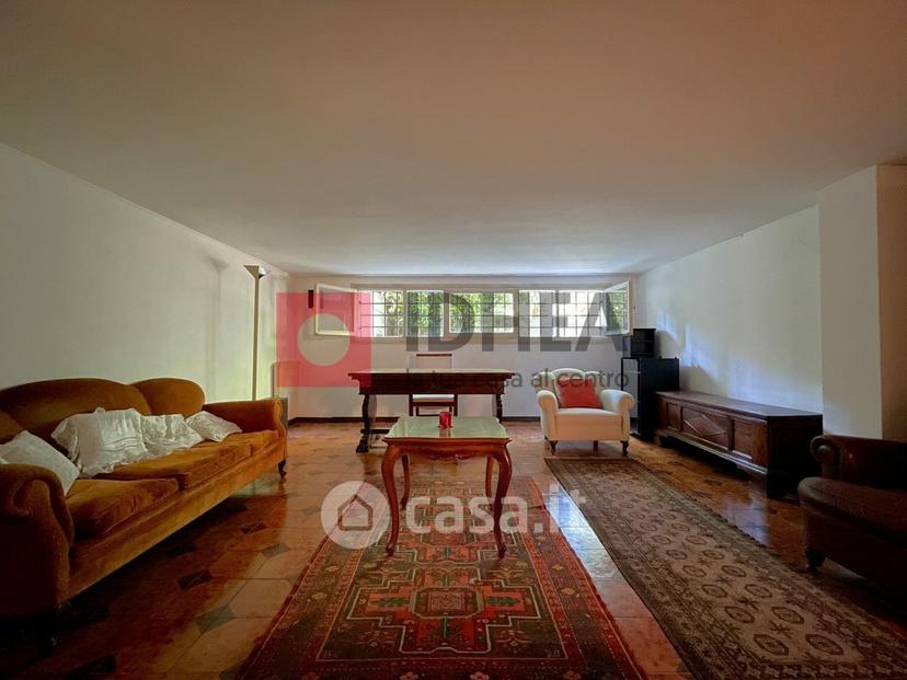 Villa in Via IV Novembre — foto 20 di 39