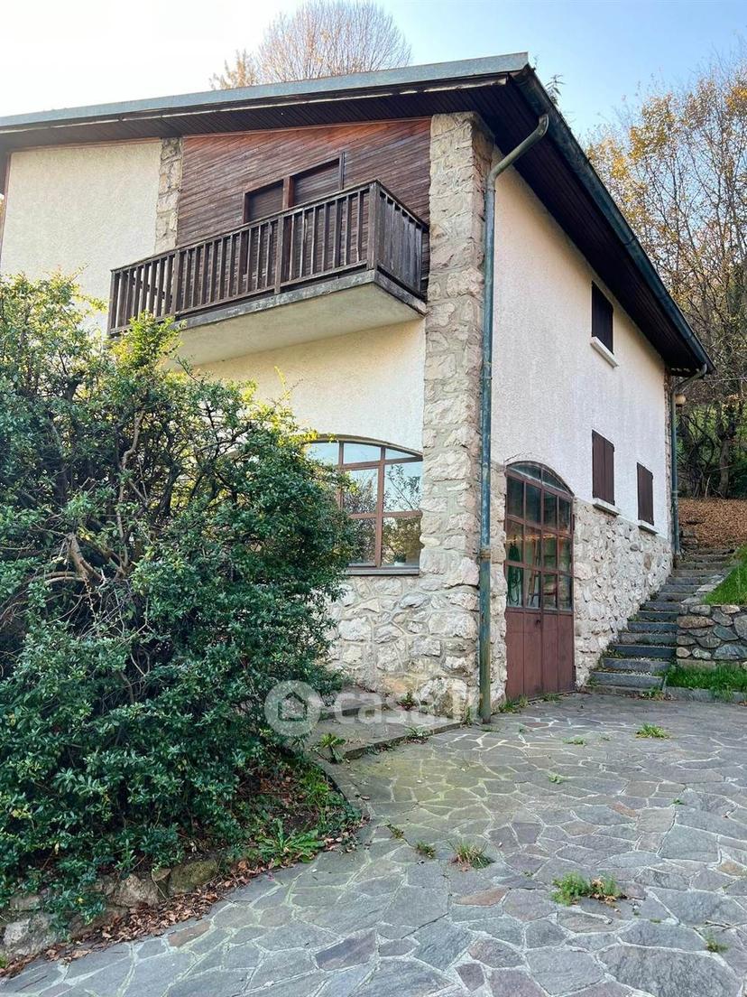Villa in Via Massimo d'Azeglio 4