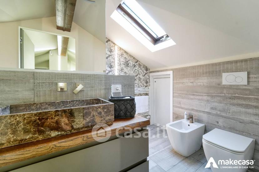 Villa in Via Giuseppina Biggiogero 1 — foto 10 di 33