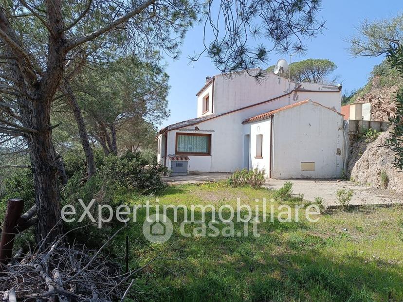 Villa in Località Macchione — foto 15 di 44