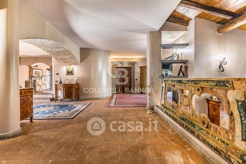 Villa in Strada Cassia Sud — foto 61 di 77