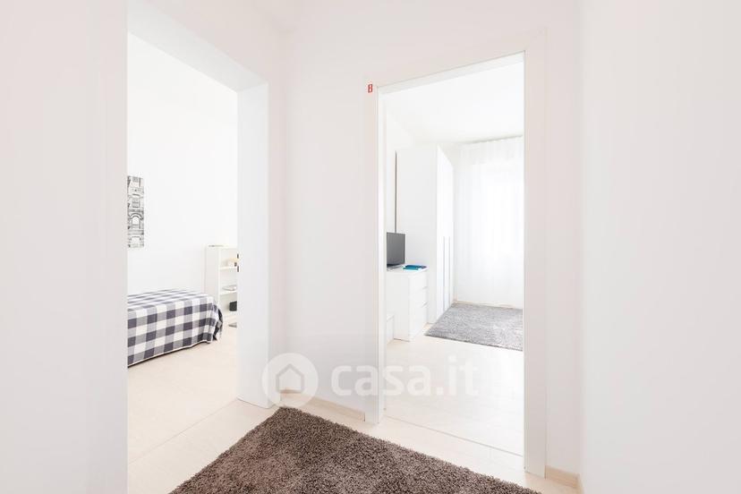 Stanza in Via Giosuè Carducci 66