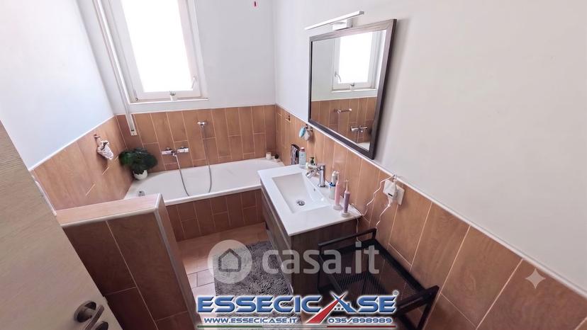 Appartamento in Via Salvatore Quasimodo 25 — foto 26 di 46