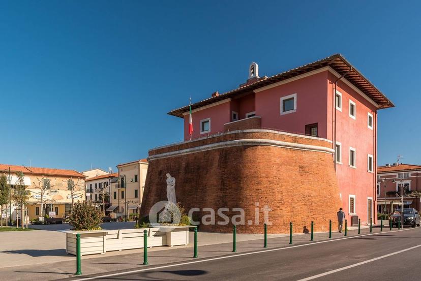 Villa in Via Cesare Battisti 77 — foto 30 di 31