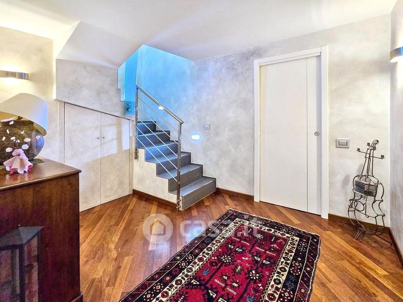 Quadrilocale in Via Flavio Gioia 25 — foto 4 di 54
