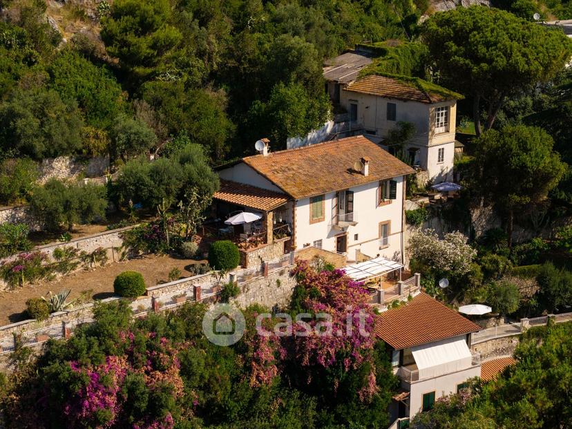 Villa in Via Appia 104 /200 — foto 111 di 136