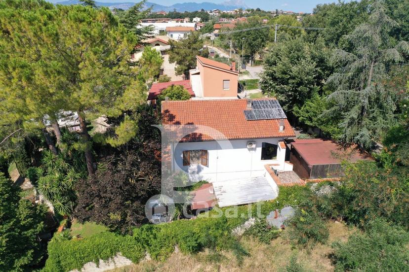 Villa in Via dei Platani 88 — foto 95 di 102
