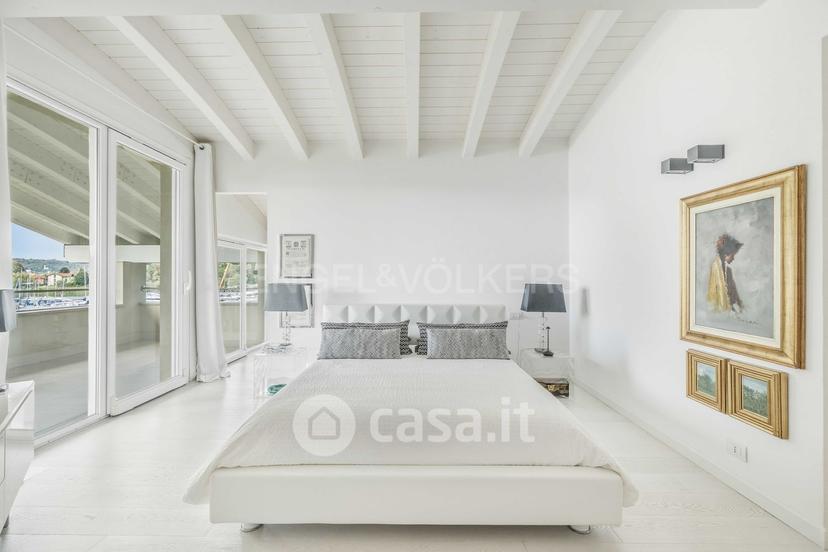Villa in Via delle Carbonaie 14 — foto 22 di 38