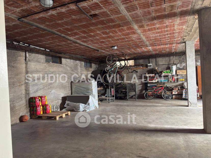Quadrilocale in Via Madonna dei Campi — foto 46 di 46