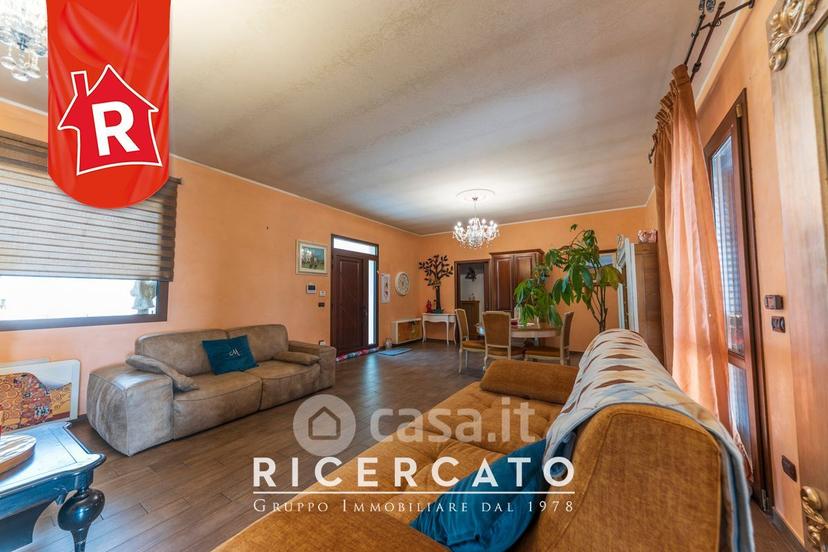 Villa in Sp18 — foto 21 di 106