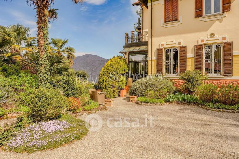 Villa in Via Marinoni — foto 20 di 29