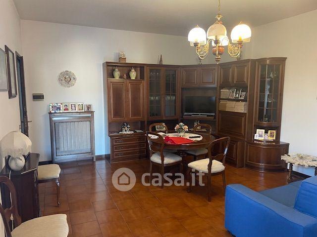 Trilocale in Via Camillo Benso Conte di Cavour 22 — foto 8 di 24