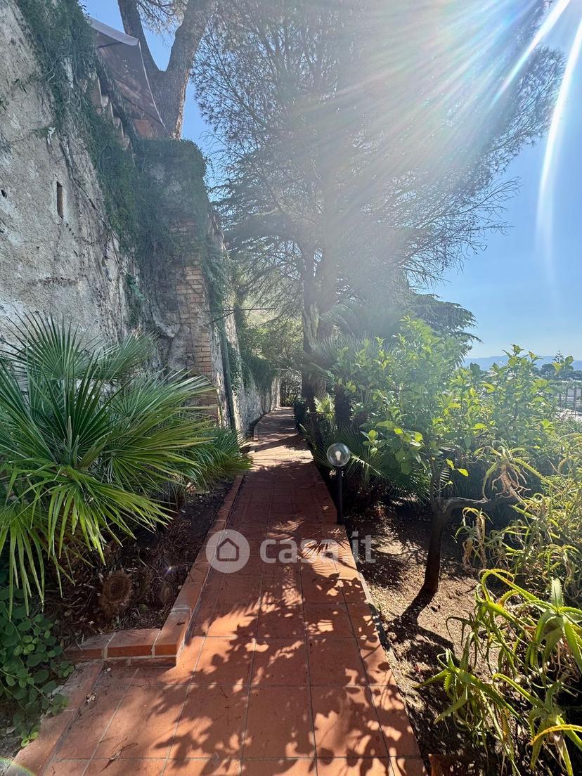 Villa in Via Appia 104 /200 — foto 129 di 136