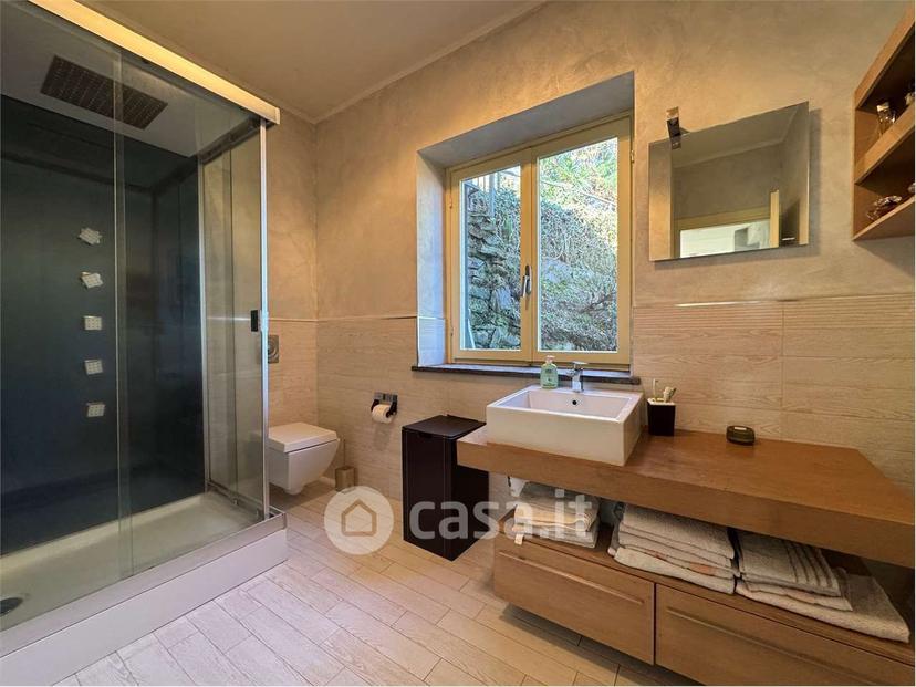 Villa in Ss33 del Sempione 67 — foto 36 di 60