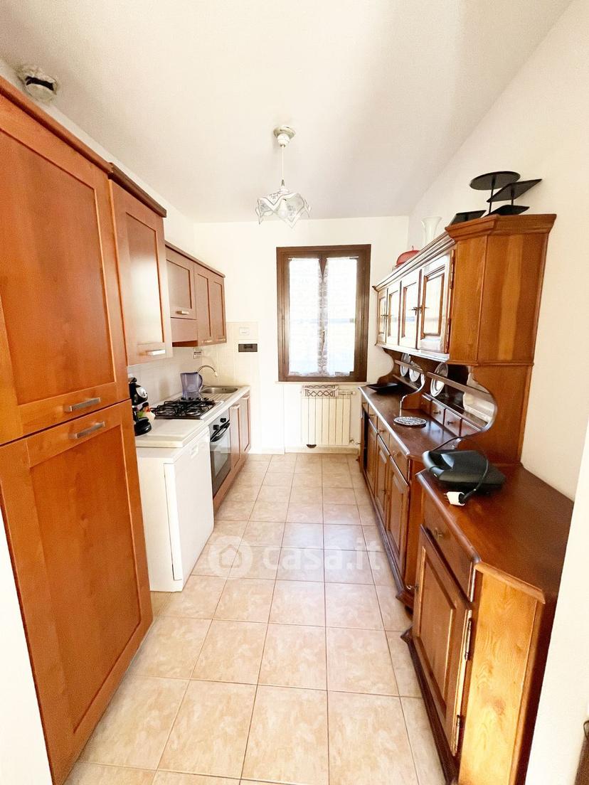 Appartamento in Via U. Bassi — foto 11 di 21