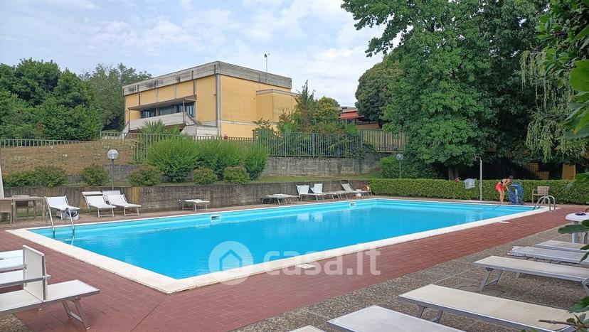 Appartamento in Via Ugo Foscolo 12 — foto 4 di 57