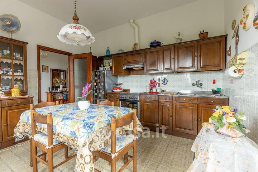 Villa in Via Gigli — foto 10 di 16