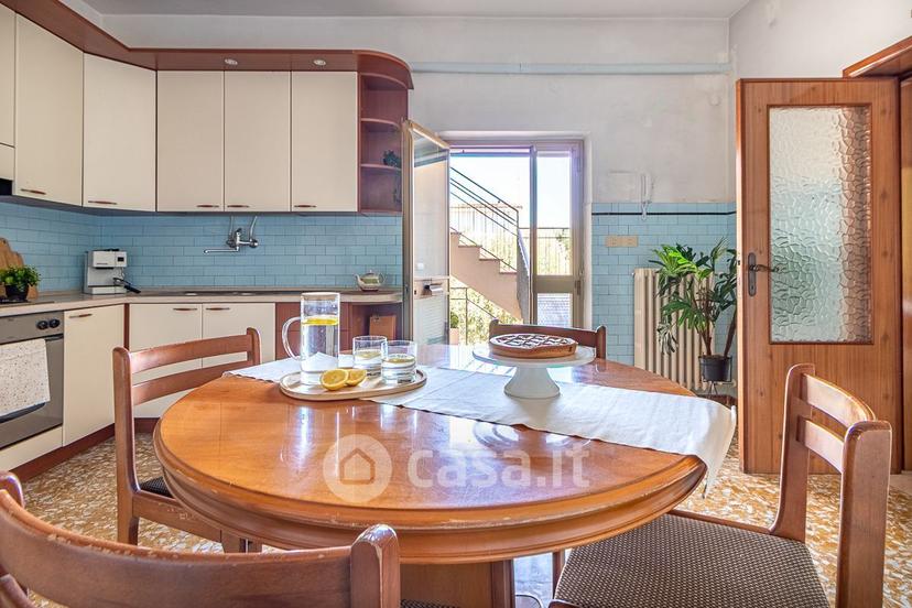 Trilocale in Via Aterno 339 — foto 41 di 65