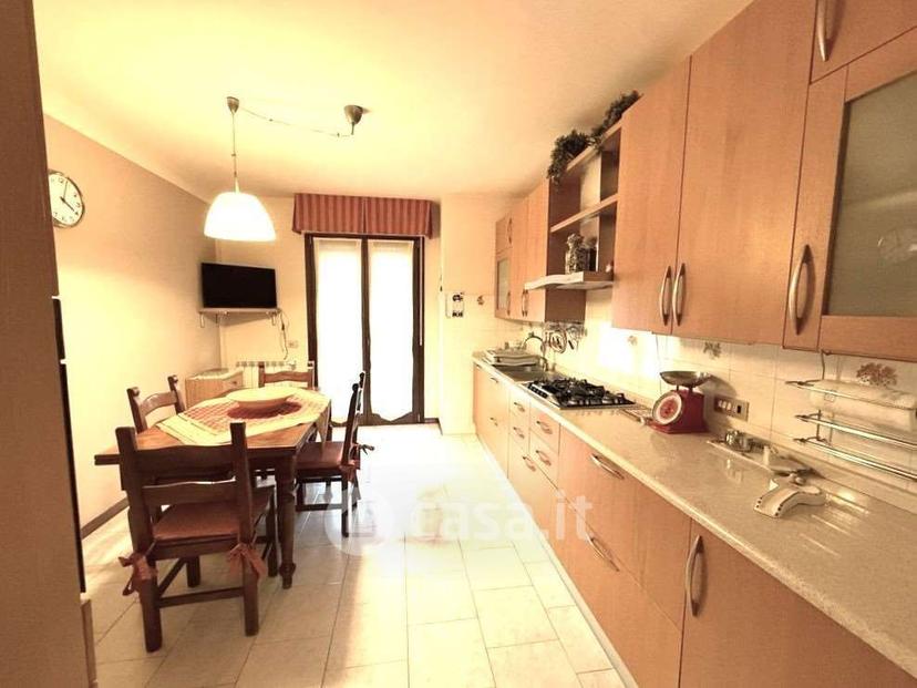 Quadrilocale in Via della Costituzione — foto 3 di 31
