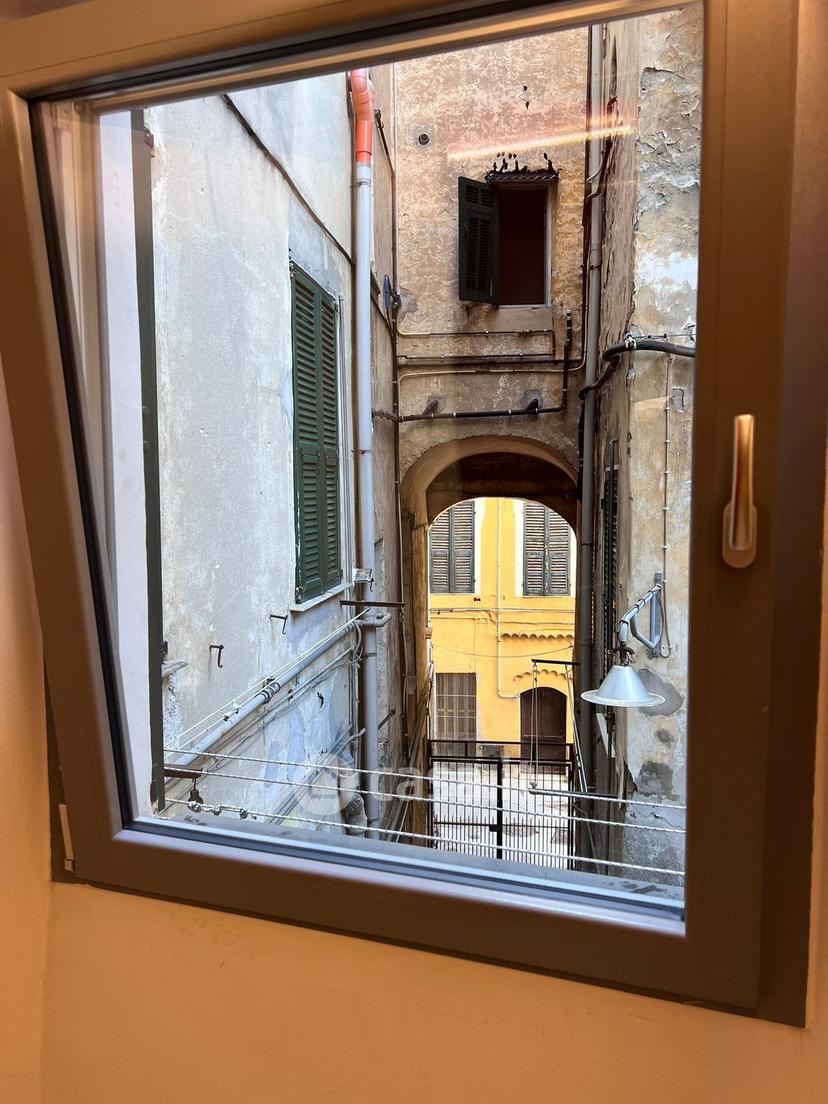 Bilocale in Corso degli Inglesi 38 — foto 26 di 34